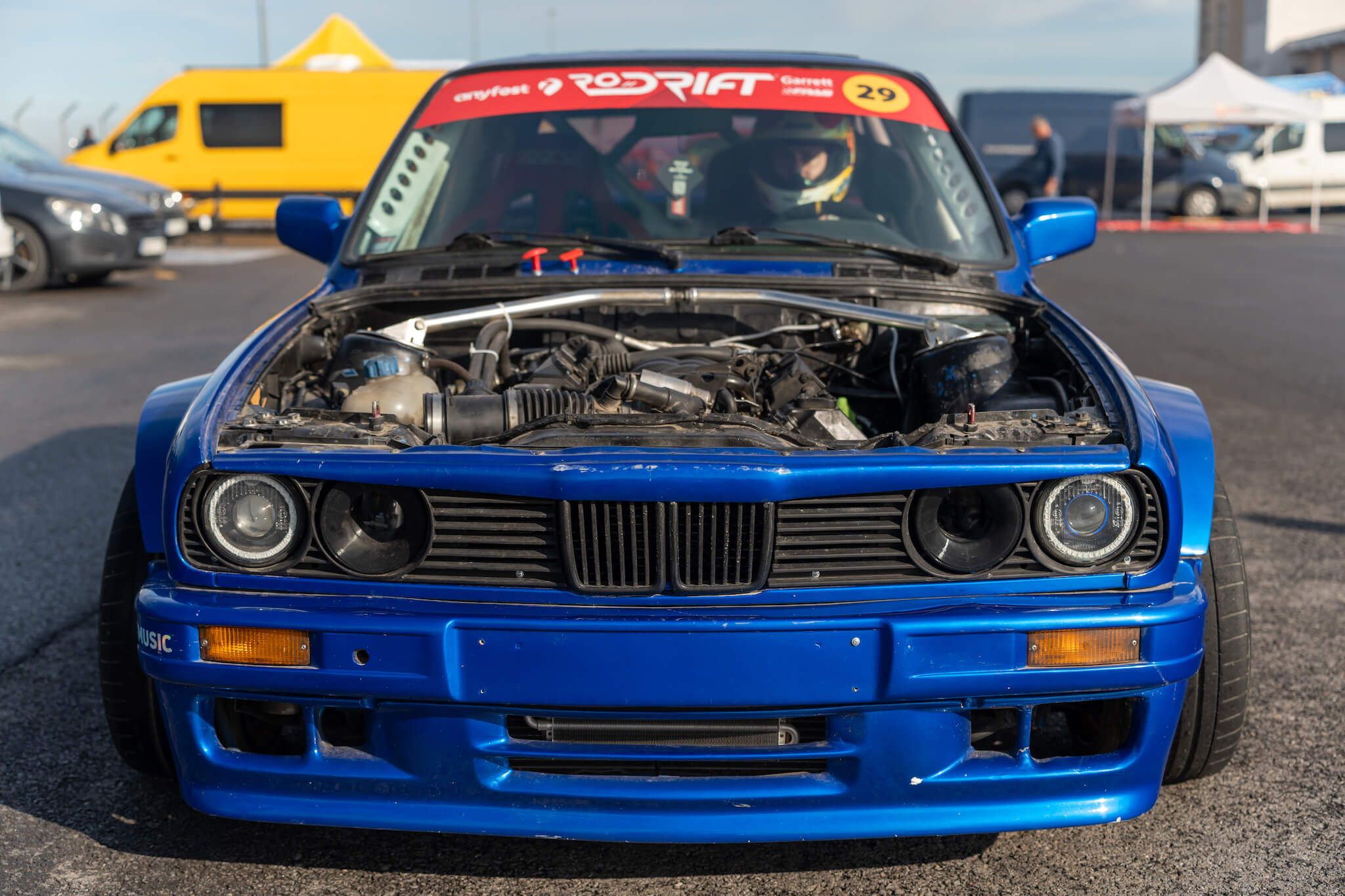 BMW E30 4.4 V8