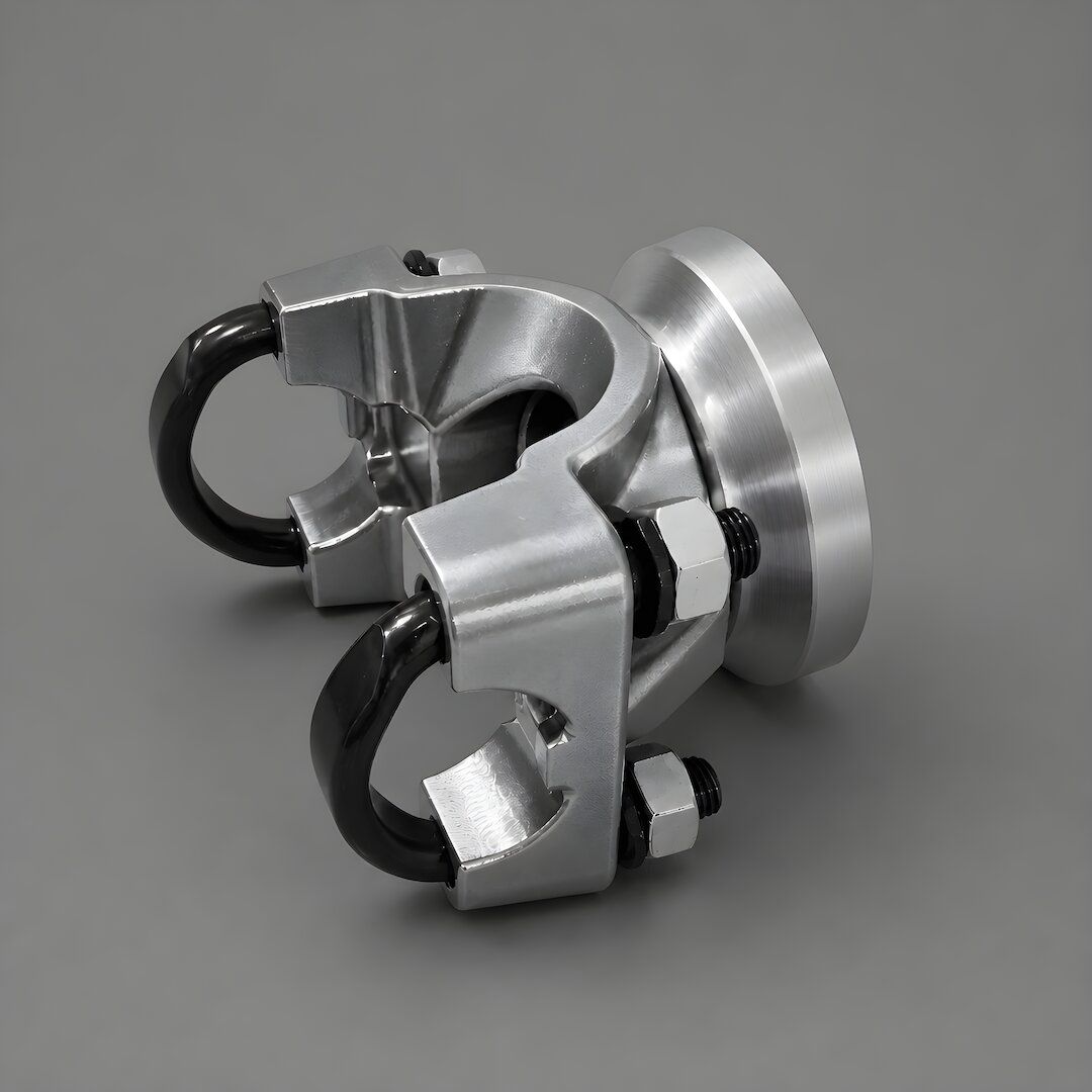 Carcasa diferențialului tăiată CNC dintr-un bloc masiv de aluminiu 7075