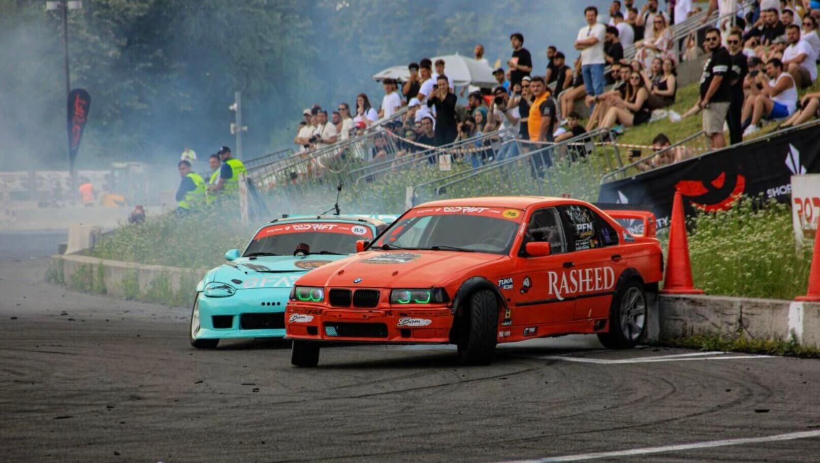 BMW E36 330i