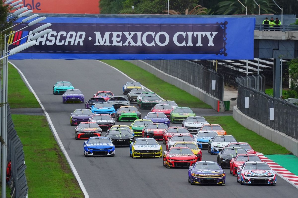 NASCAR Mexic: de ce întoarcerea e mai grea decât arată